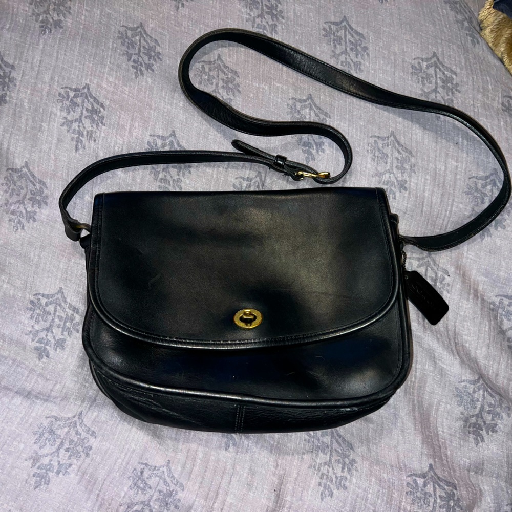 Vintage legacy leather Coach Saddle bag purse